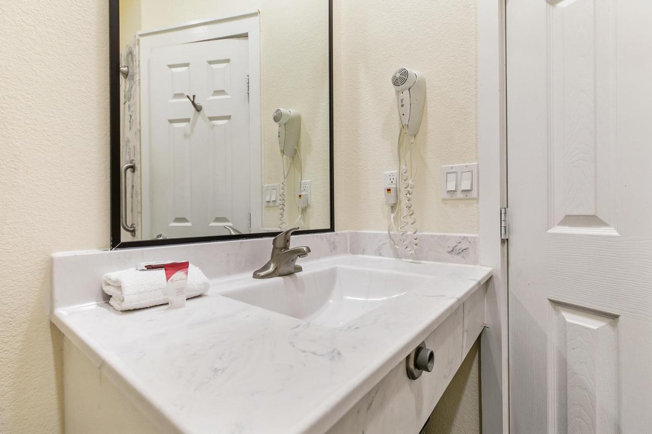 Lighthouse Inn South Padre Island Ngoại thất bức ảnh